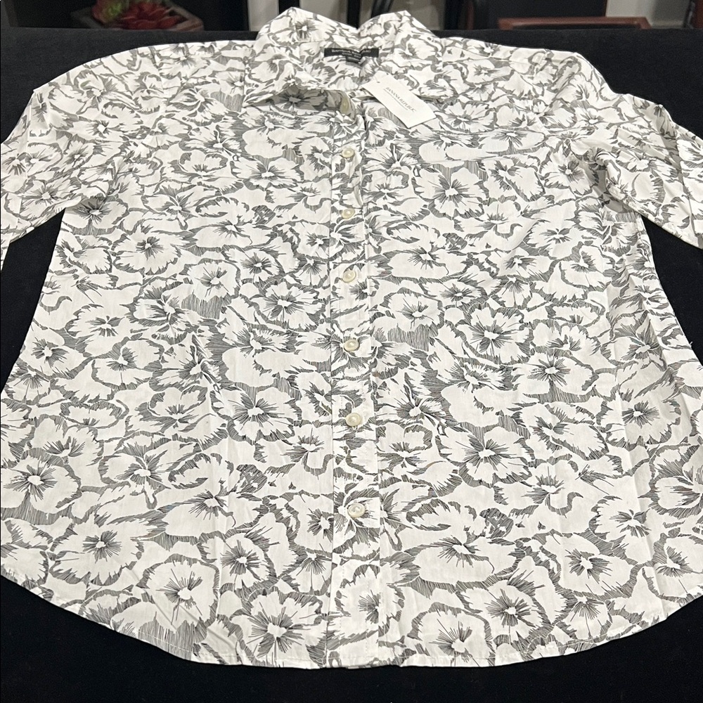 Banana Republic Black and White Floral Shirt NWT